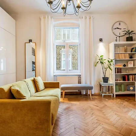Historical Wine Apartment Bratislava Exterior photo